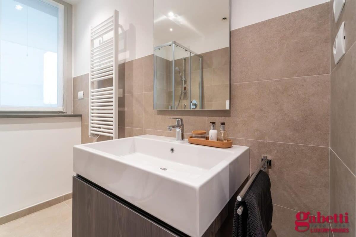 Апартаменты Stilicone 15 - Luxury Apt 3D Милан Экстерьер фото